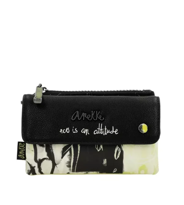 40879-025-anekke