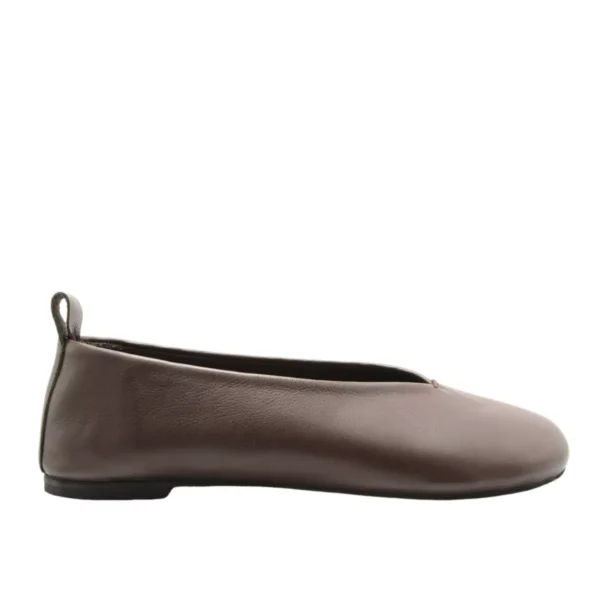 la-strada-476356-brown-1