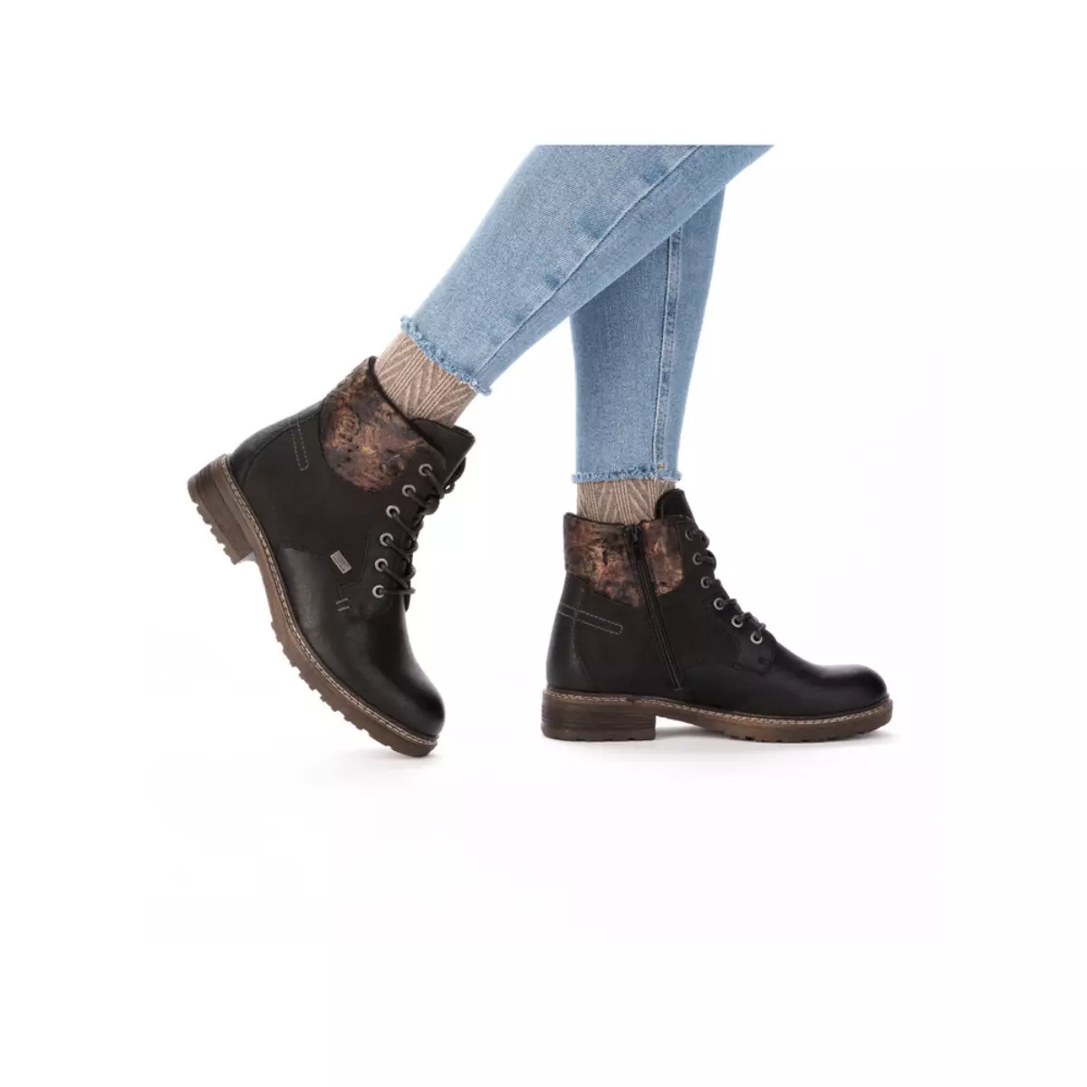 TRZEWIKI RIEKER 94712/00 SCHWARZ - obrazek 3